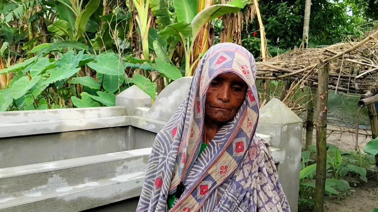 ঠাকুরগাঁও- আয়েশা বেগম